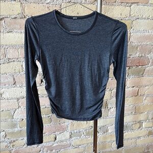 Lululemon Grey Crop top